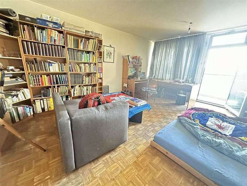 Wohnung zum Kaufen in Göttingen 33.000 € 35.41 m²