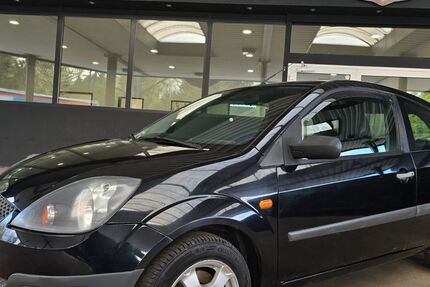 Ford Fiesta 180.000 km 1.950 &euro; Göttingen 37081