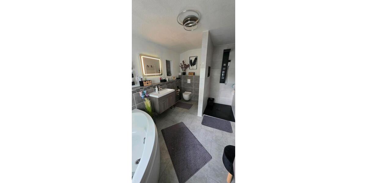 Doppelhaushälfte Northeim - 6 Zimmer, 160 m&sup2;, 249.000&euro; | Angebot:27126836