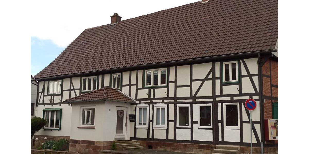 Etagenwohnung Uslar - 5 Zimmer, 125 m&sup2;, 550&euro; | Angebot:25637501