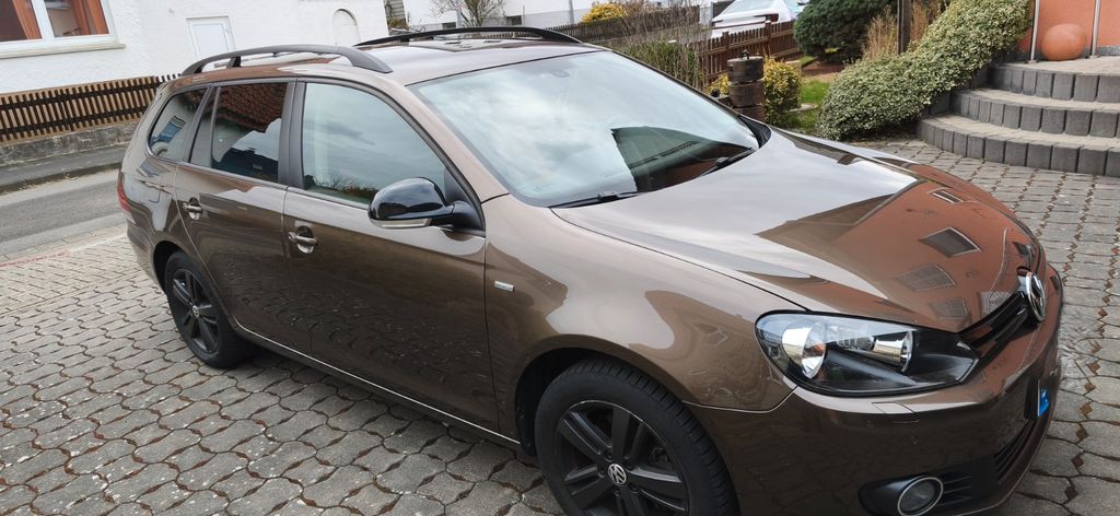 VW Golf 89.474 km 8.690 &euro; Northeim 37154