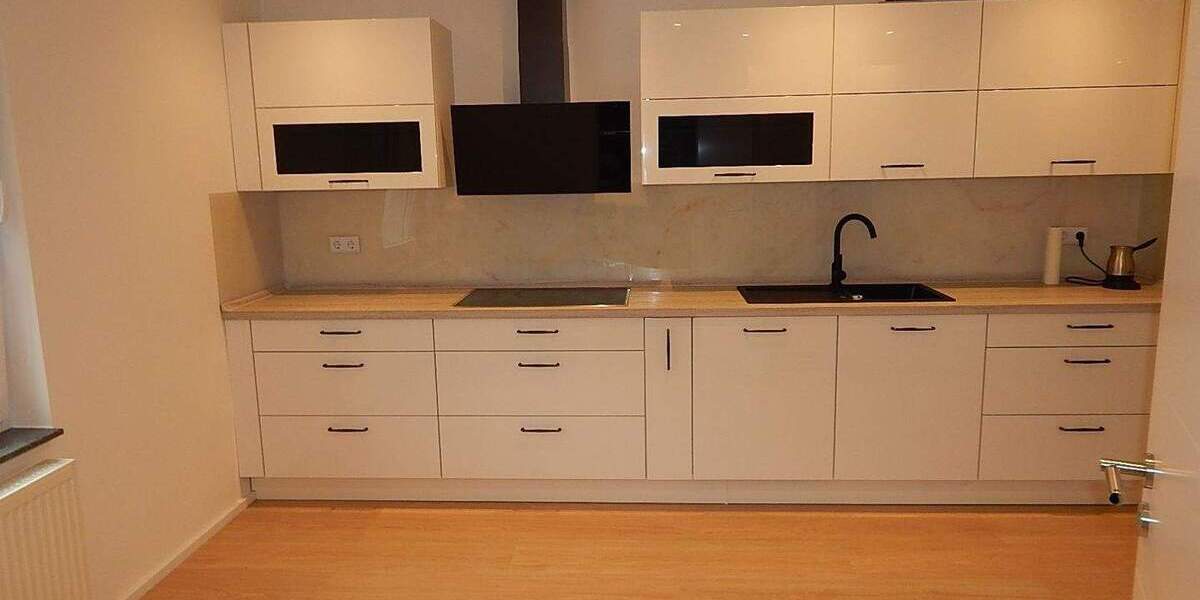 Reihenmittelhaus Göttingen Grone - 6 Zimmer, 112 m&sup2;, 1.600&euro; | Angebot:24874388