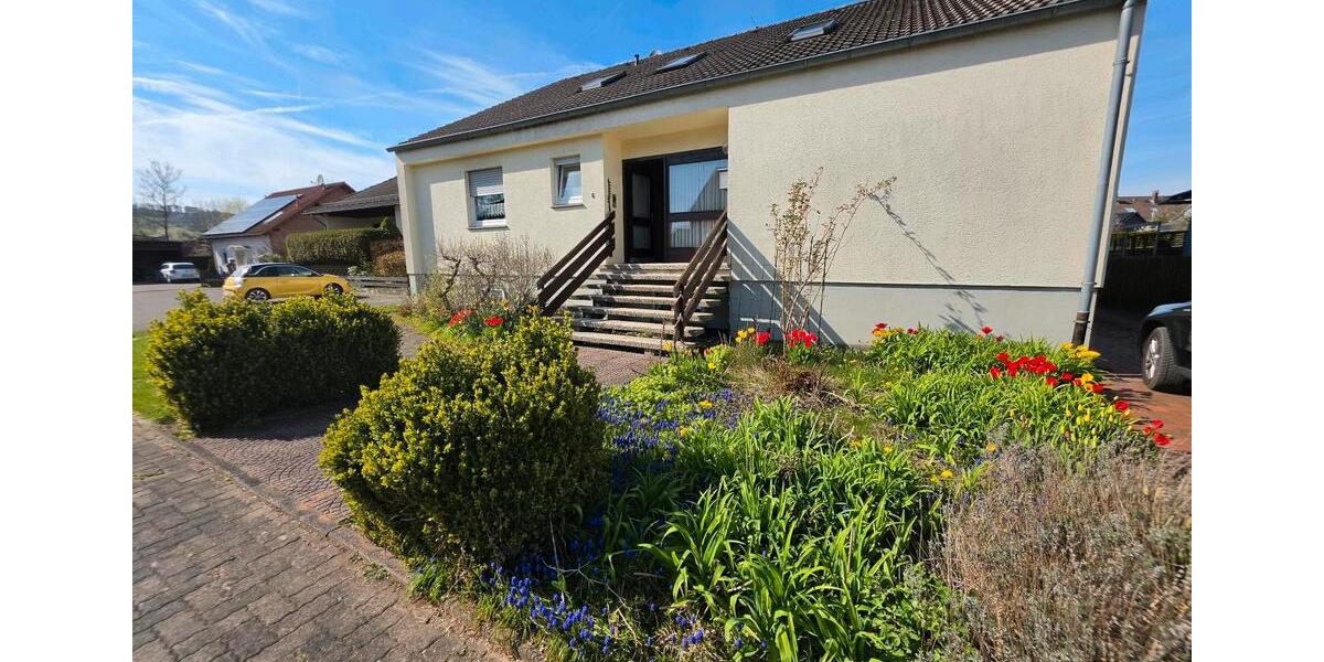 Dachgeschoßwohnung Dransfeld - 3 Zimmer, 94 m&sup2;, 800&euro; | Angebot:26272820