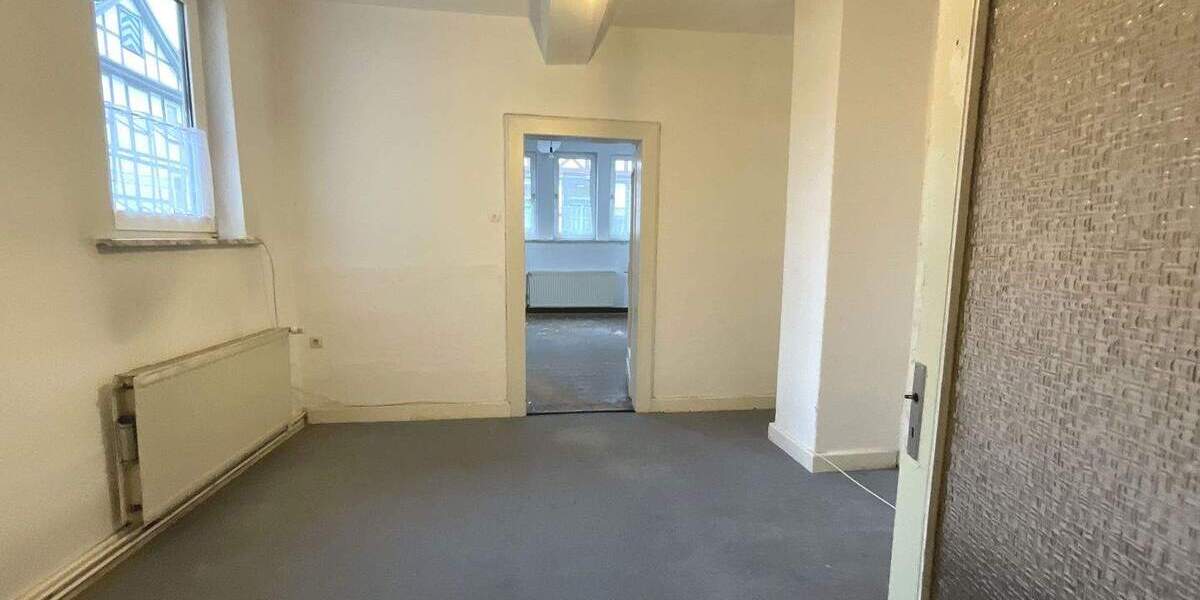 Mehrfamilienhaus, Wohnhaus Bad Sooden-Allendorf Allendorf - 8 Zimmer, 203 m&sup2;, 95.000&euro; | Angebot:25670851