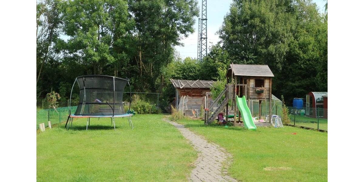 Einfamilienhaus Friedland - 8 Zimmer, 150 m&sup2;, 1.750&euro; | Angebot:25307911