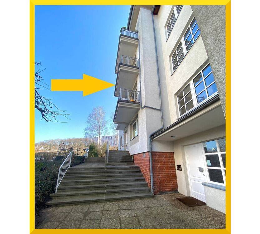 [Schlesierring] 4-Zimmer-Wohnung mit Fahrstuhl und Balkon in Geismar