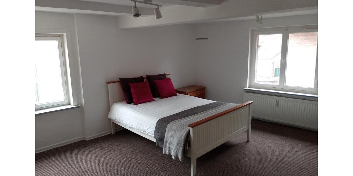 Etagenwohnung Uslar - 5 Zimmer, 125 m&sup2;, 550&euro; | Angebot:25637501