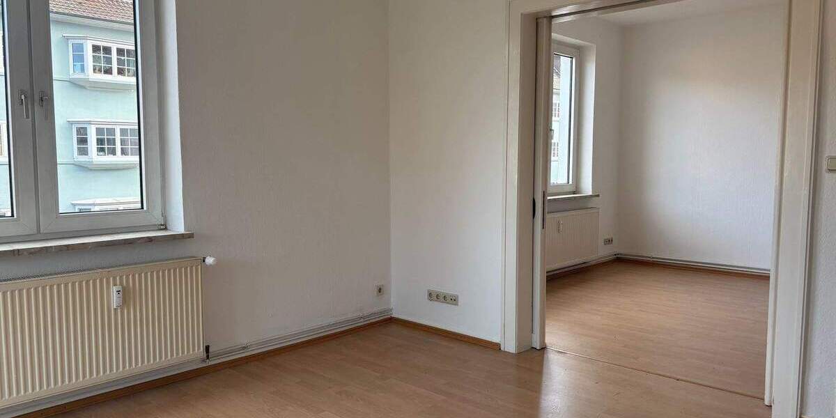 Etagenwohnung Göttingen Oststadt - 4 Zimmer, 107 m&sup2;, 1.230&euro; | Angebot:25769183