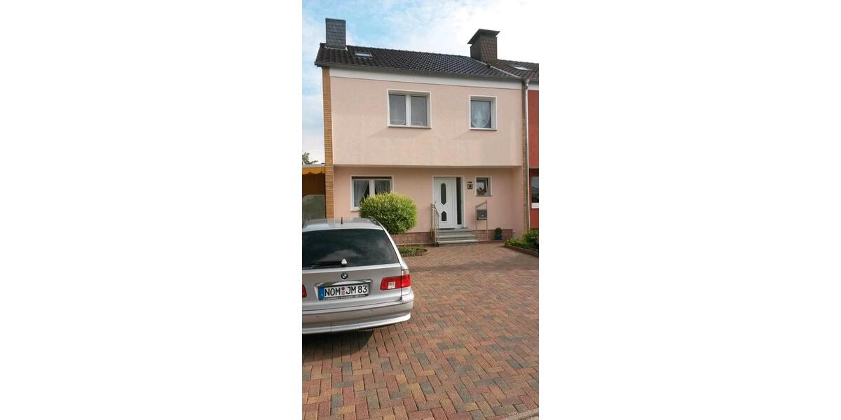 Reihenhaus Northeim - 5 Zimmer, 95 m&sup2;, 310.000&euro; | Angebot:26342857