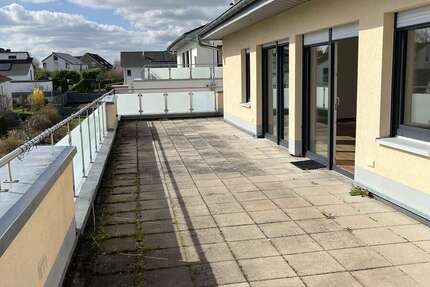 Wohnung Bovenden - 4 Zimmer, 134 m&sup2;, 1.500&euro; | Angebot:26148886