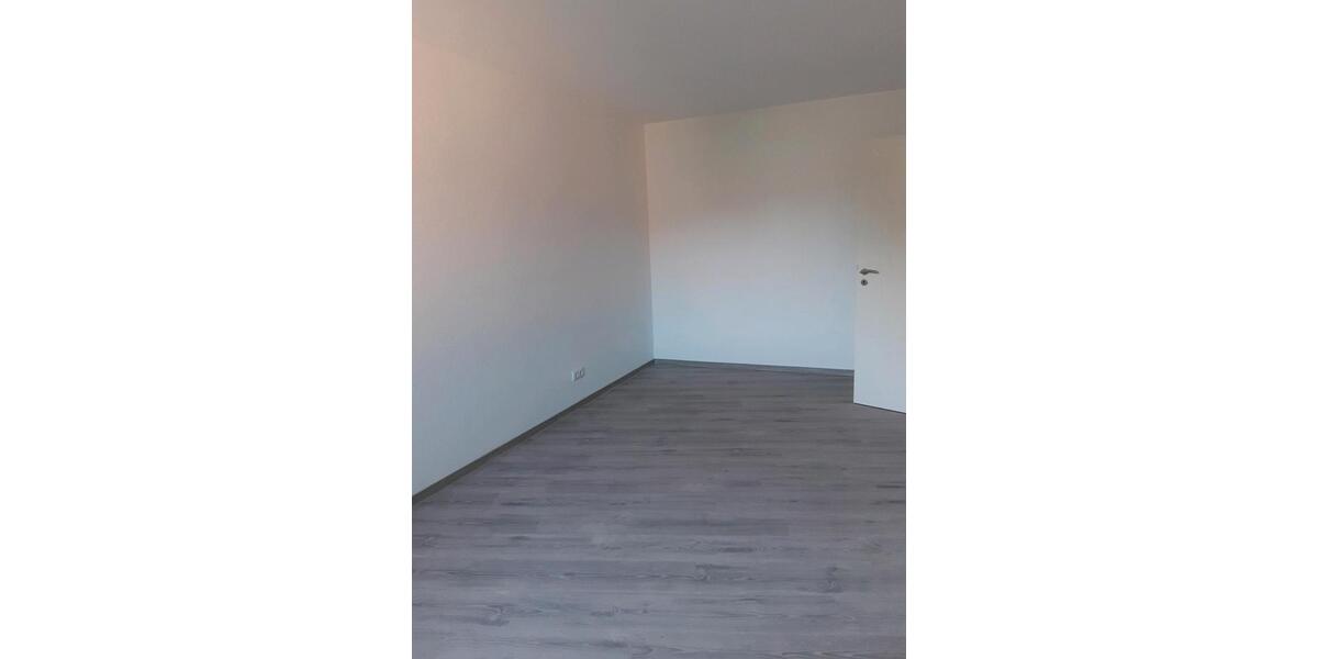 Etagenwohnung Northeim - 3 Zimmer, 85 m&sup2;, 699&euro; | Angebot:25784020