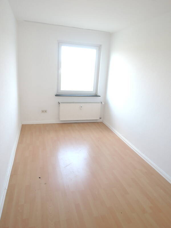 Wohnung mit Ausblick, Helle Etagenwohnung mit Balkon am oberen Sultmer