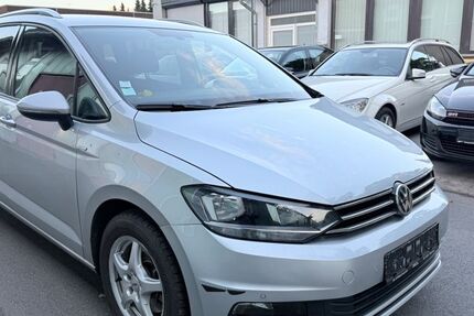 VW Touran 196.547 km 11.900 € Northeim 37154
