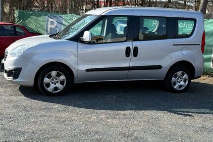 Opel Combo 118.000 km 7.490 &euro; Göttingen 37079