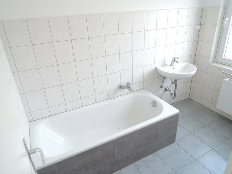 Wohnung mit Ausblick, Helle Etagenwohnung mit Balkon am oberen Sultmer