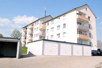 Wohnung mit Ausblick, Helle Etagenwohnung mit Balkon am oberen Sultmer