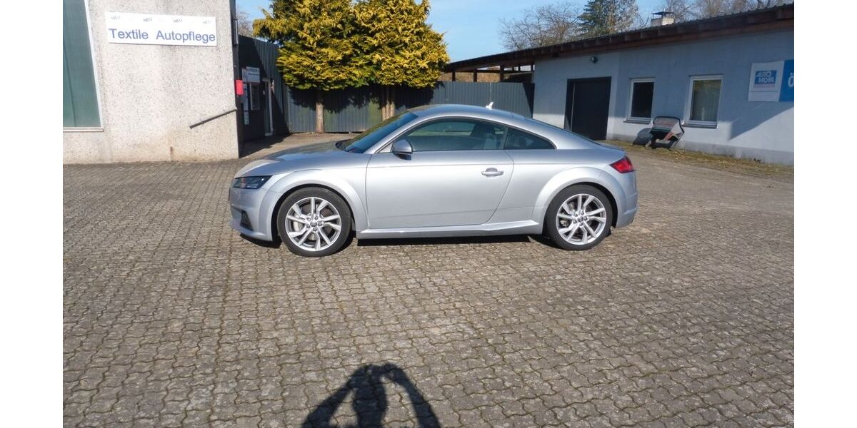 Audi TT 12.800 km 32.500 &euro; Hardegsen,nähe A7 37181