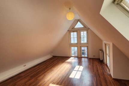 Wohnung Göttingen Innenstadt - 2 Zimmer, 64 m&sup2;, 595&euro; | Angebot:27013753