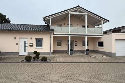 Haus Göttingen Elliehausen / Esebeck - 6.5 Zimmer, 215 m&sup2;, 899.000&euro; | Angebot:24746173