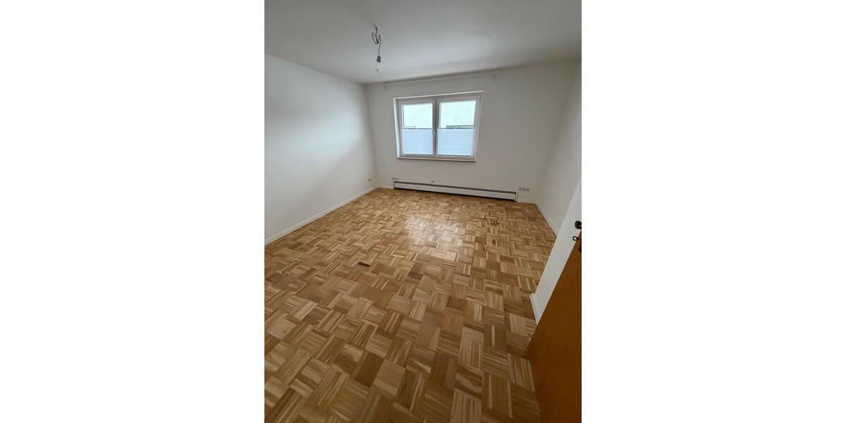 Erdgeschoßwohnung Bovenden - 3 Zimmer, 117 m&sup2;, 950&euro; | Angebot:24754515