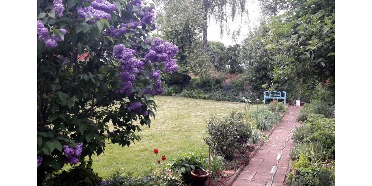 Dachgeschoßwohnung Northeim - 4 Zimmer, 90 m&sup2;, 490&euro; | Angebot:24638216