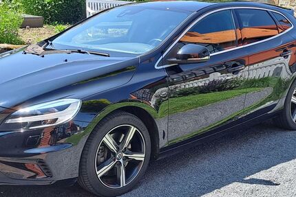 Volvo V40 84.000 km 16.800 &euro; Adelebsen 37139