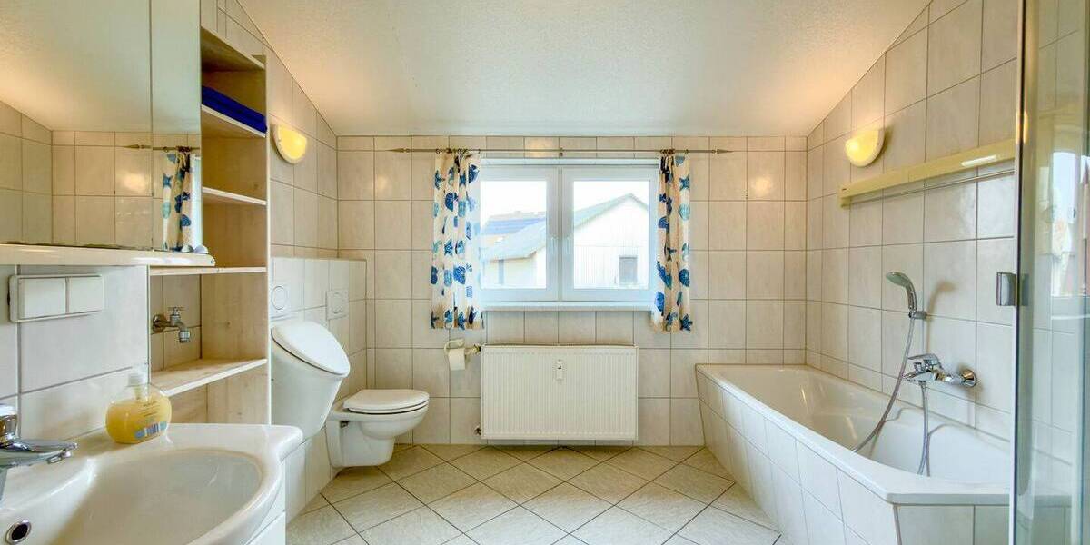 Etagenwohnung Hardegsen Asche - 4 Zimmer, 90 m&sup2;, 184.000&euro; | Angebot:26572986