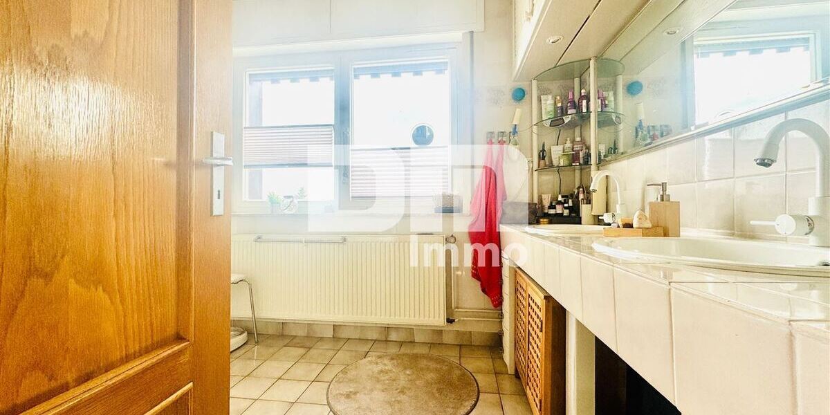(Re)serviert!!!Hochwertiges 1-2 Familienhaus mit Nebengebäude in begehrter Lage mit vielen Extras - Doppelhaushälfte Heilbad Heiligenstadt | Angebot:26905487