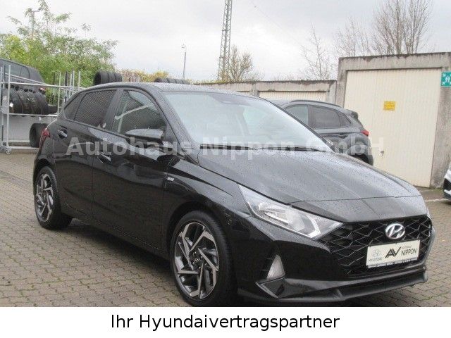 i20