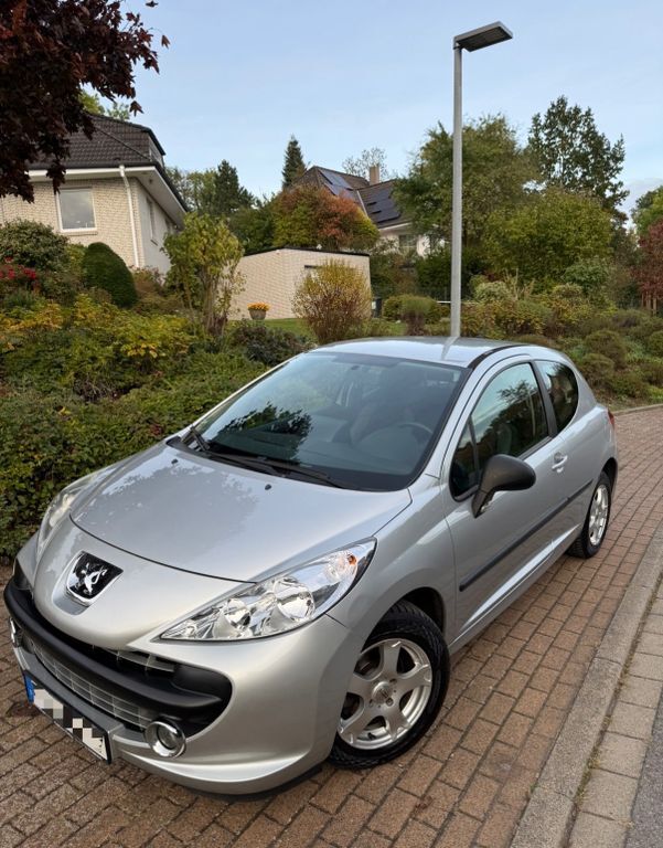 Peugeot 207 63.000 km 4.999 € Dassel 37586