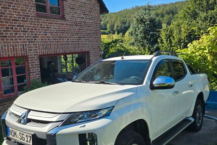 Mitsubishi L200 56.000 km 31.500 &euro; USLAR/Gierswalde 37170