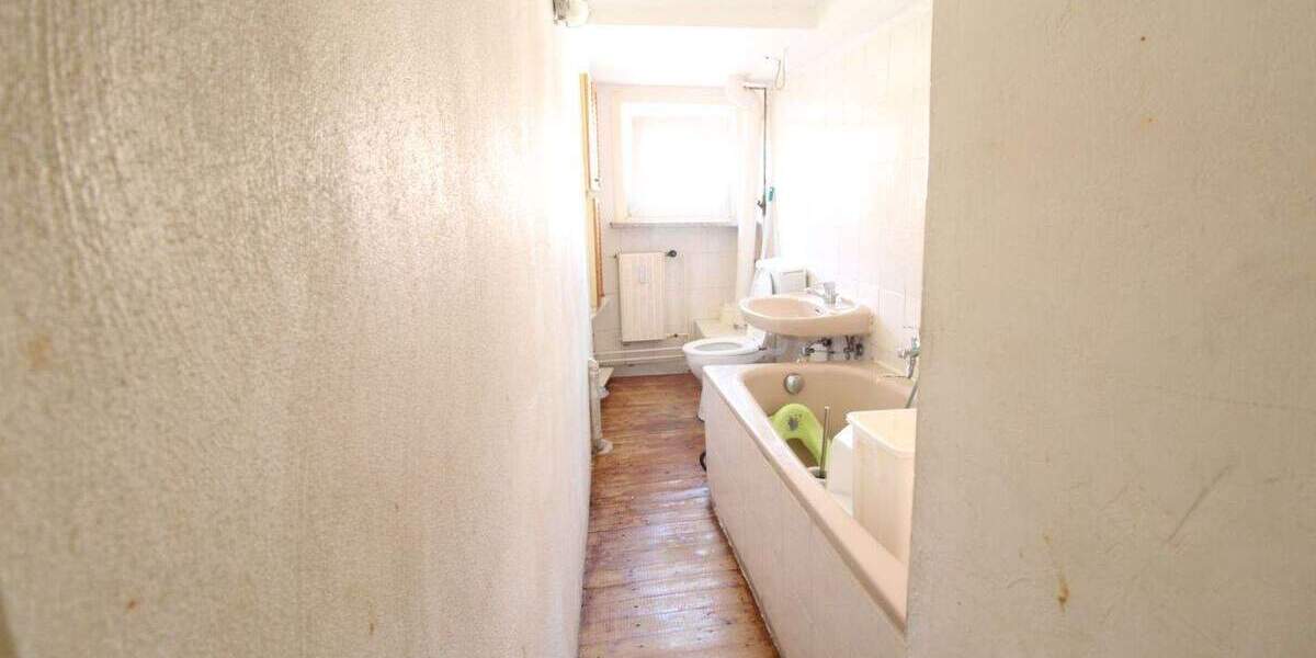 Mehrfamilienhaus, Wohnhaus Adelebsen Lödingsen - 1 Zimmer, 145.000&euro; | Angebot:25745520