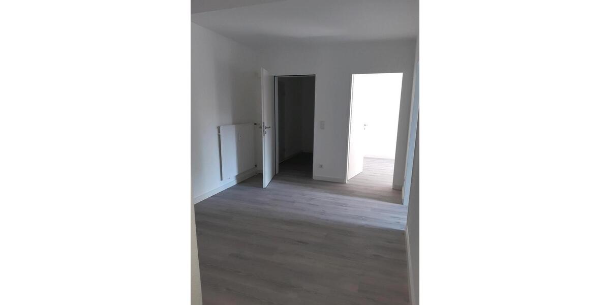 Etagenwohnung Northeim - 3 Zimmer, 85 m&sup2;, 699&euro; | Angebot:25784020