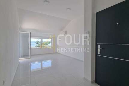 Wohnung zum Kaufen in Crikvenica 225.000 € 53.62 m²