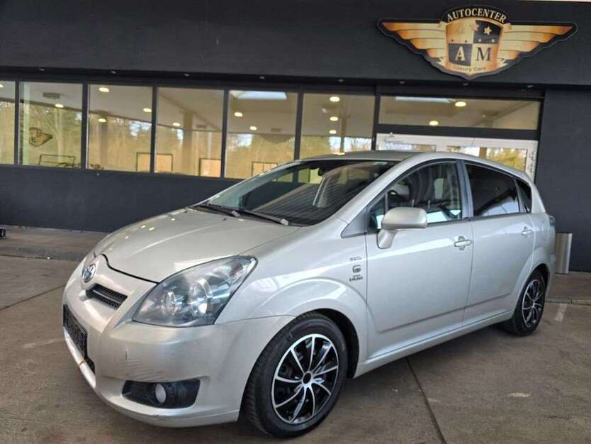 Corolla Verso