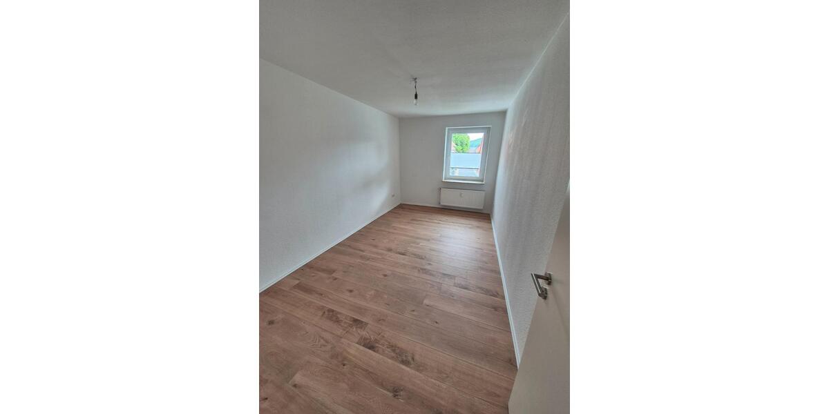 Etagenwohnung Hardegsen - 3 Zimmer, 95 m&sup2;, 855&euro; | Angebot:26375686