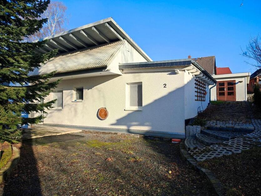 Freistehender Bungalow in Gillersheim zu vermieten