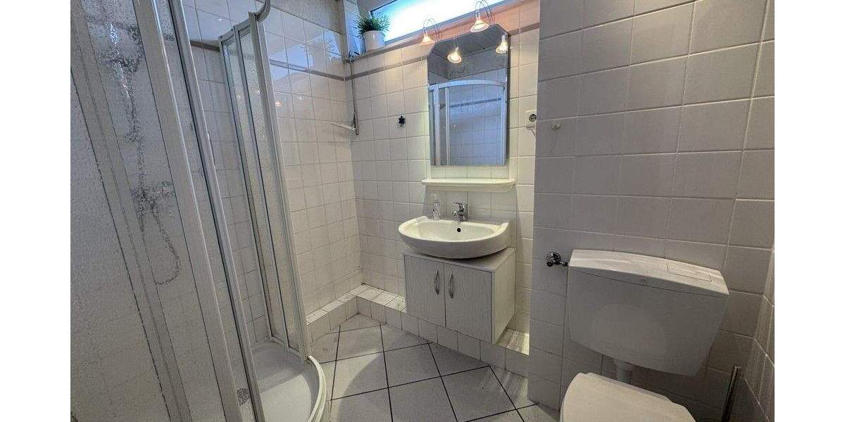 Sonniges Reihenendhaus mit Garten und viel Platz für eine nette Familie in Göttingen-Geismar 6 zimmer