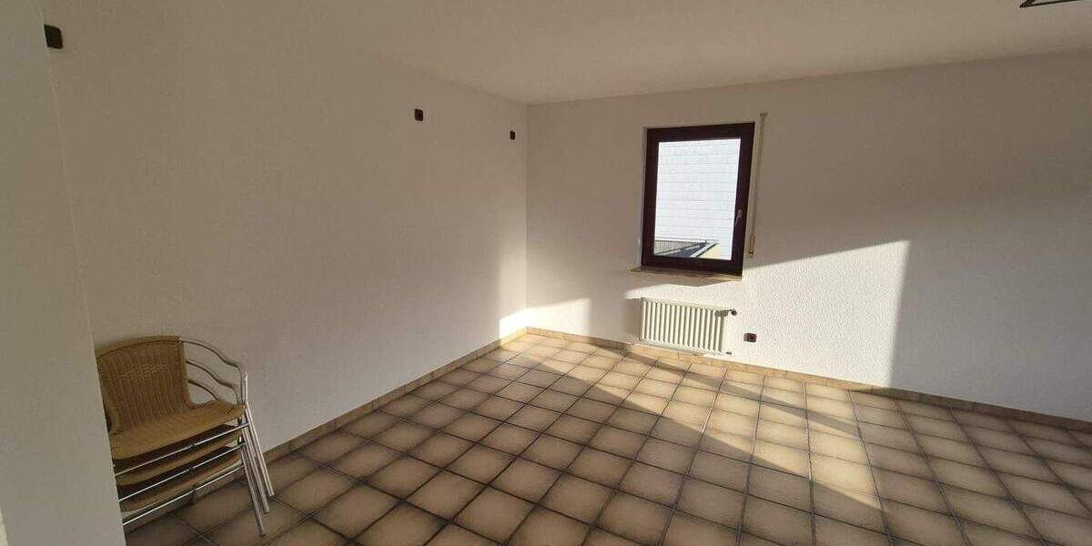 Doppelhaushälfte Witzenhausen Hundelshausen - 5 Zimmer, 160 m&sup2;, 1.150&euro; | Angebot:25969894
