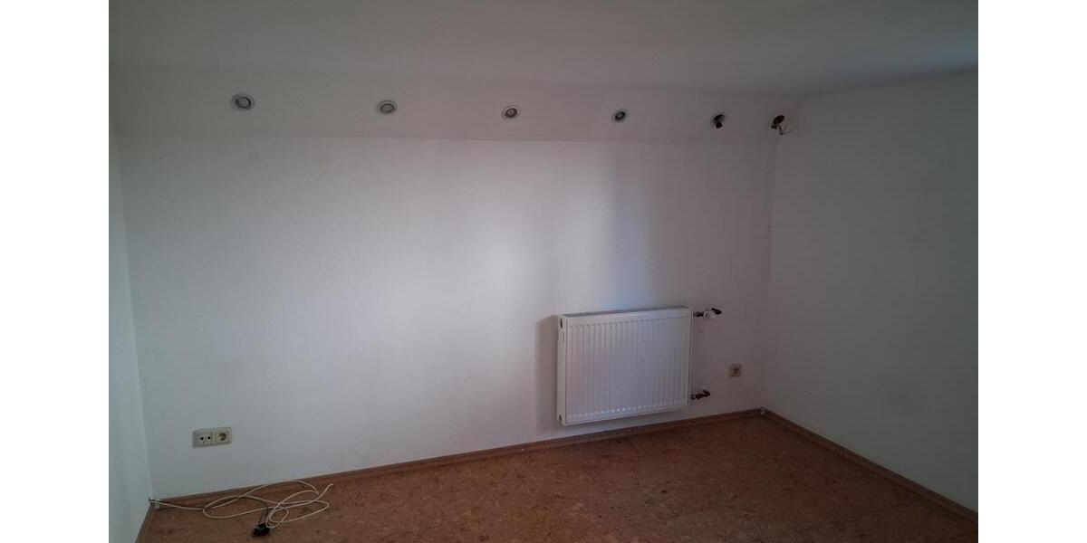 Einfamilienhaus Friedland - 8 Zimmer, 150 m&sup2;, 1.750&euro; | Angebot:25307911