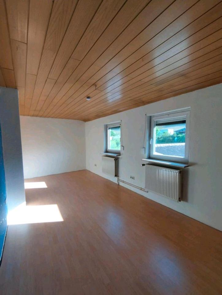 HAUS (DHH) mit großem Garten und Blick auf die Greener Burg