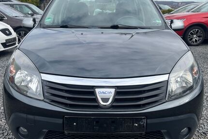 Dacia Sandero 115.000 km 3.200 &euro; Rosdorf 37124