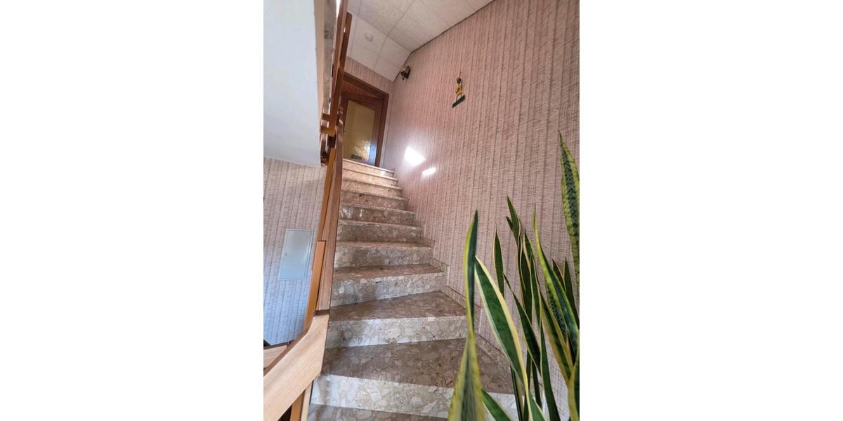 Dachgeschoßwohnung Dransfeld - 3 Zimmer, 94 m&sup2;, 800&euro; | Angebot:26272820