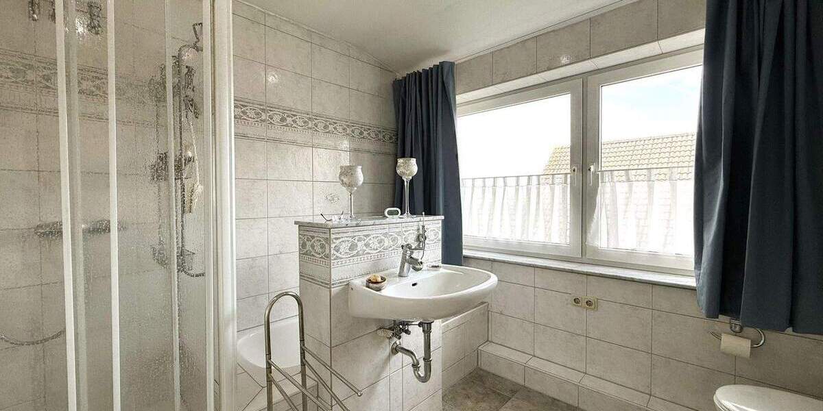 Einfamilienhaus Dransfeld Varmissen - 6 Zimmer, 174 m&sup2;, 439.000&euro; | Angebot:25387150