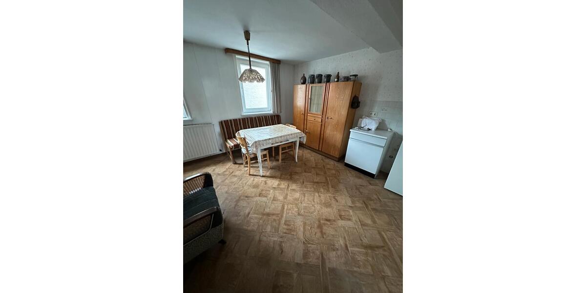 Einfamilienhaus Bad Sooden-Allendorf Allendorf - 9 Zimmer, 320 m&sup2;, 1.100&euro; | Angebot:24683718