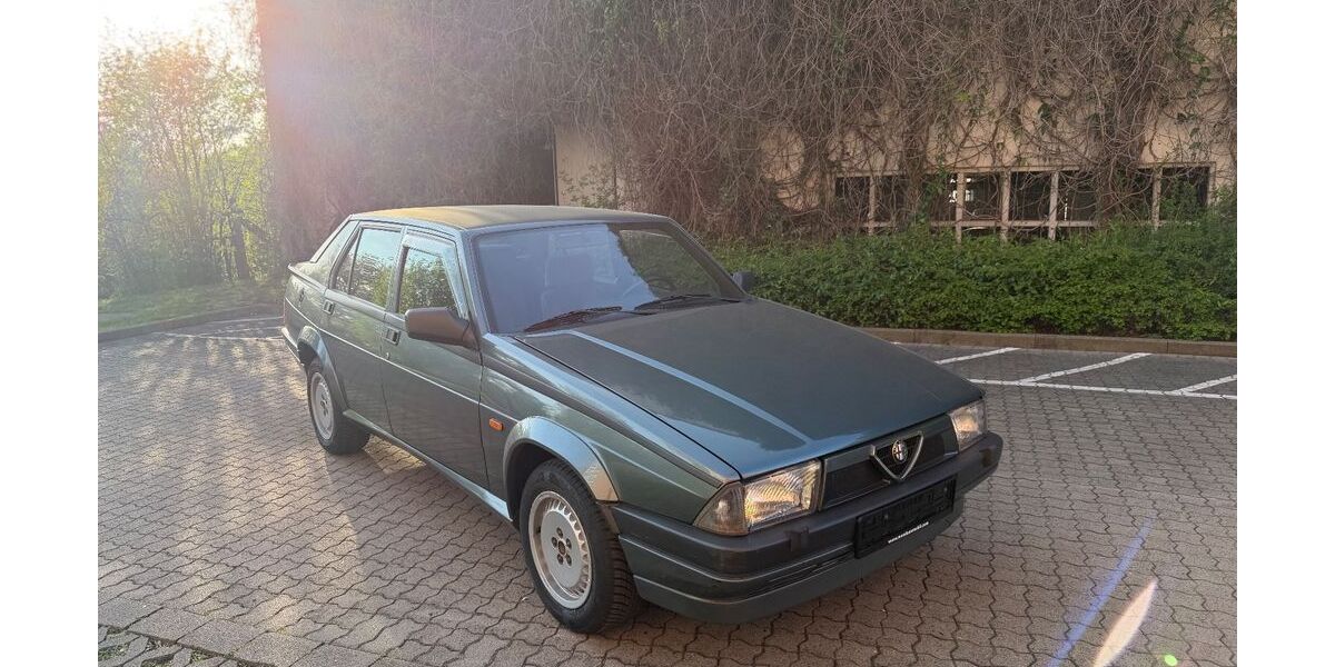Alfa Romeo 75 87.500 km 17.870 &euro; Göttingen 37081