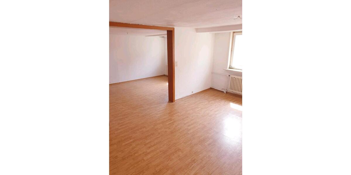 Etagenwohnung Witzenhausen - 4 Zimmer, 104 m&sup2;, 990&euro; | Angebot:26677534