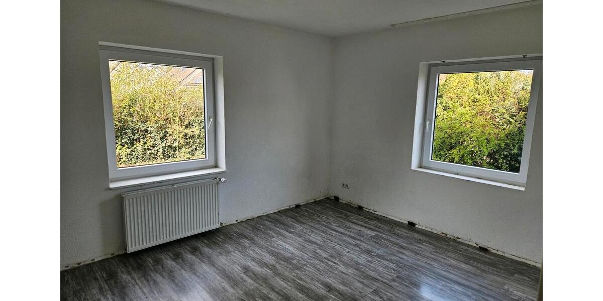 Mehrfamilienhaus, Wohnhaus Rosdorf - 8 Zimmer, 163 m&sup2;, 495.000&euro; | Angebot:26885396