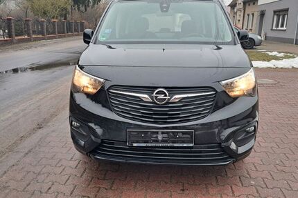 Opel Combo 144.000 km 10.950 &euro; Göttingen 37083