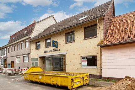 WOHN- UND GESCHÄFTS- HAUS MIT VIEL PLATZ FÜR DIE GROSSE FAMILIE